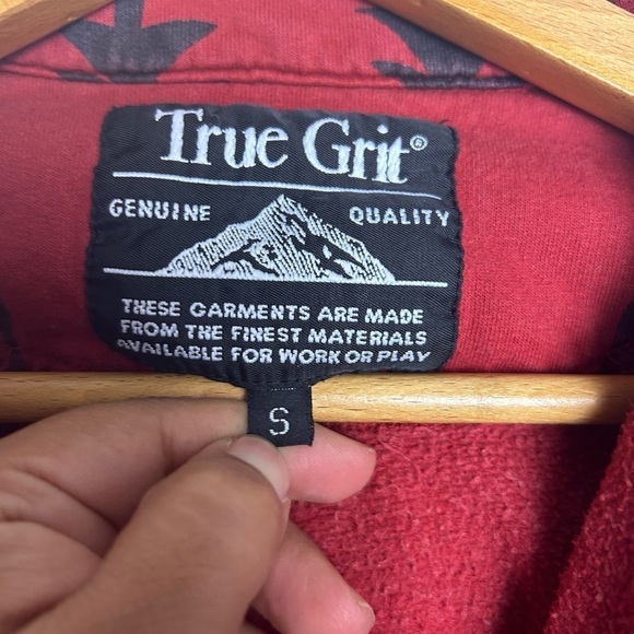 True grit Bear Printed fleece Jacket full zip Long sleeve red-Black minimalist S - Picture 5 of 11